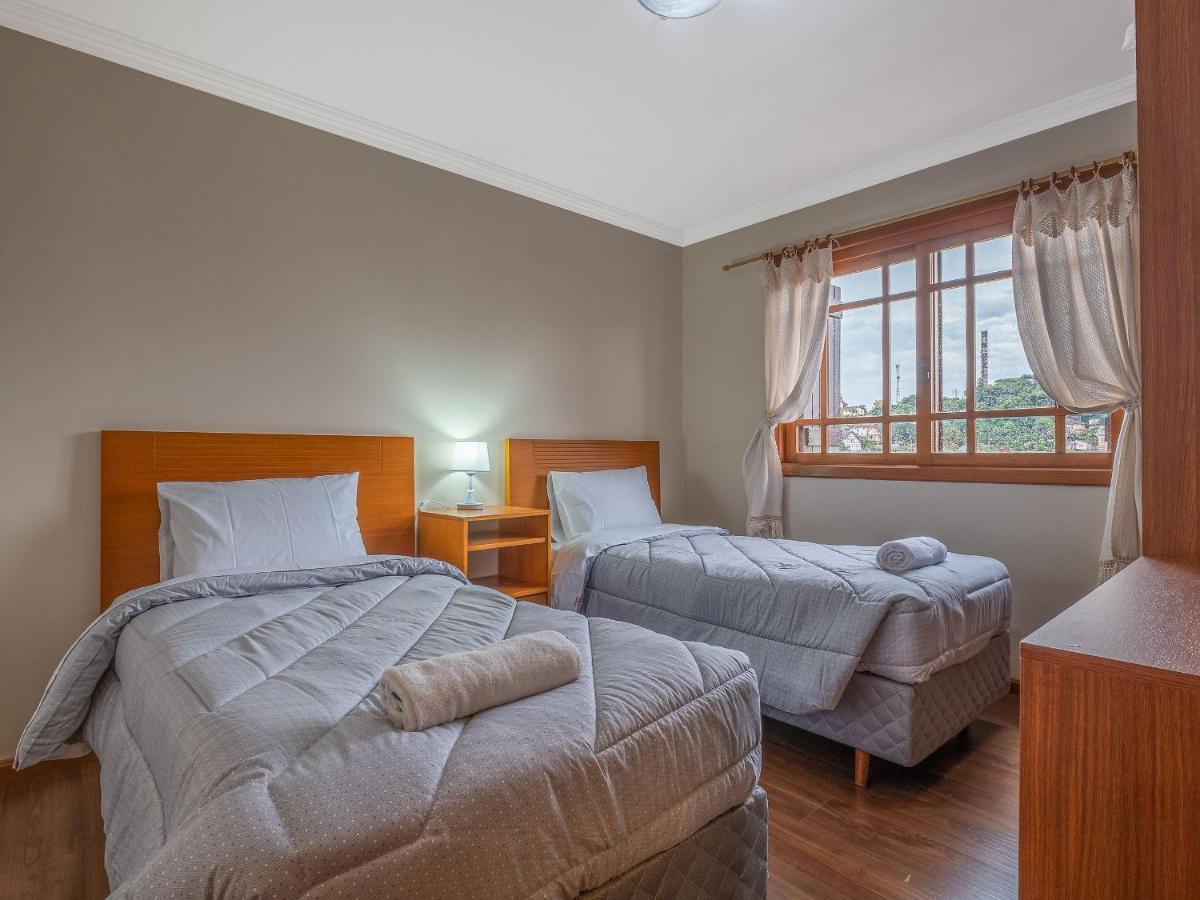 Dom Carletto 406 - Centro de Gramado, 4 dormitórios e vaga de garagem Exterior foto