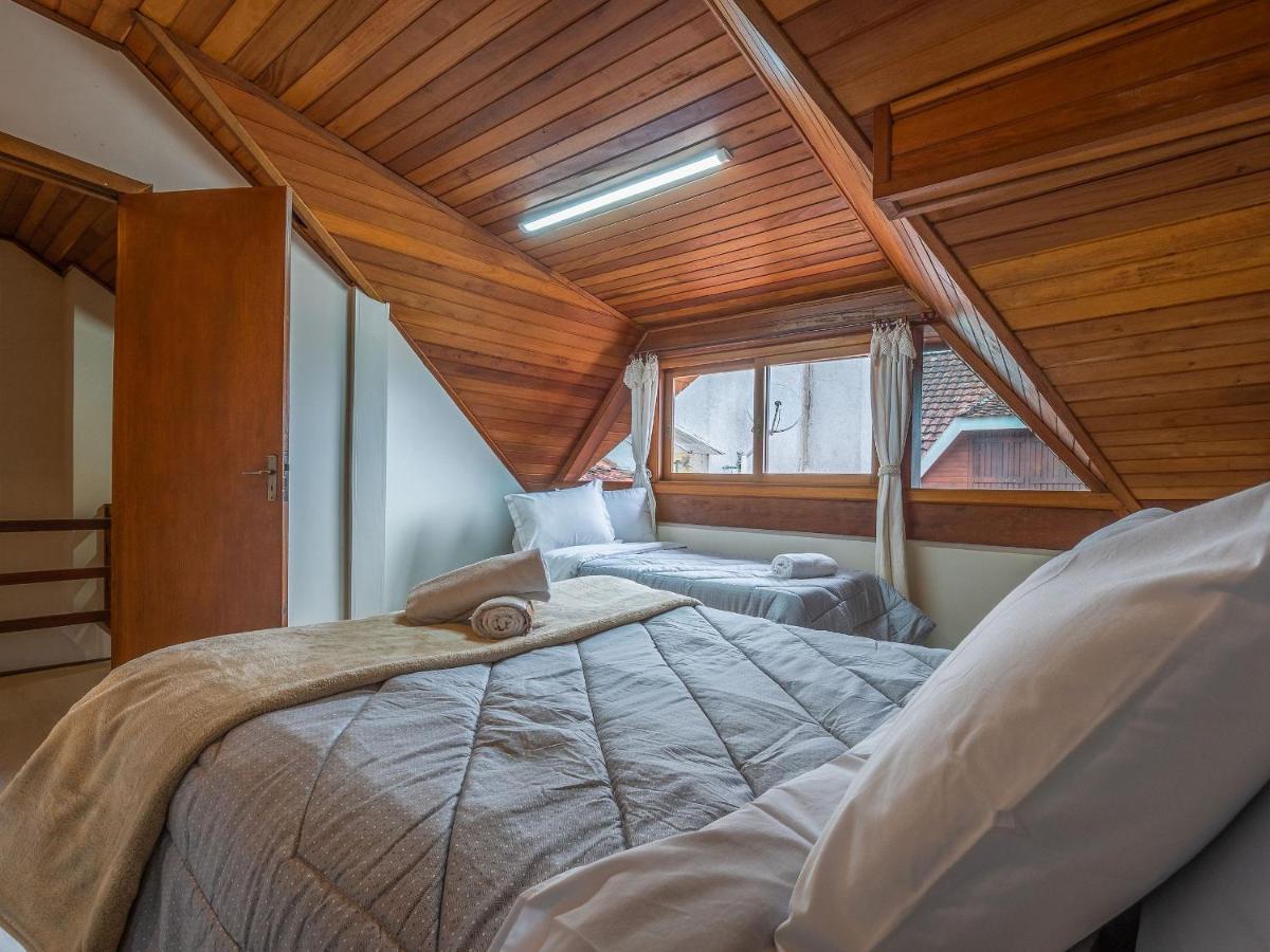 Dom Carletto 406 - Centro de Gramado, 4 dormitórios e vaga de garagem Exterior foto